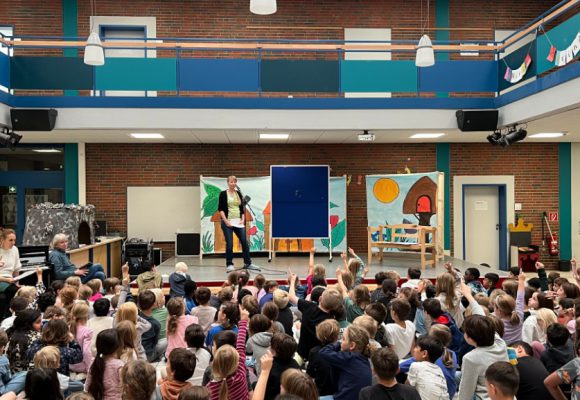 Zu Fuß zur Schule-5